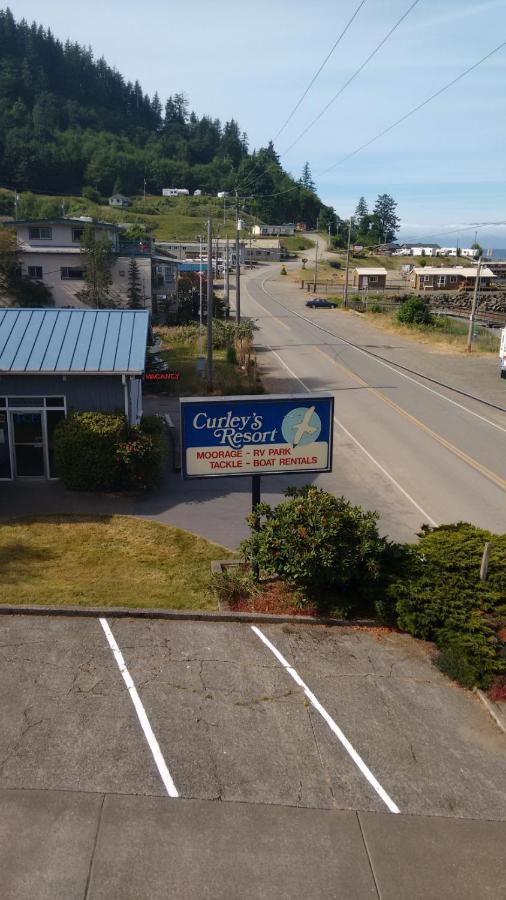 Curley'S Resort & Dive Center Sekiu Exterior photo